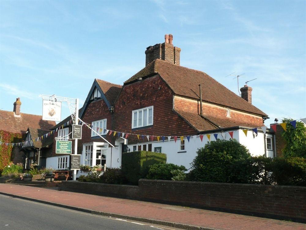 The Bear Inn And Burwash Motel Εξωτερικό φωτογραφία